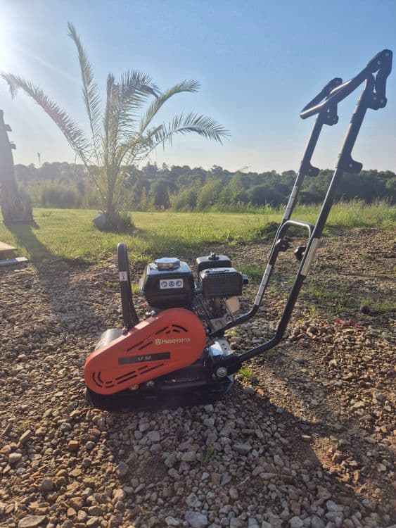 Compacteur/plaque vibrante
